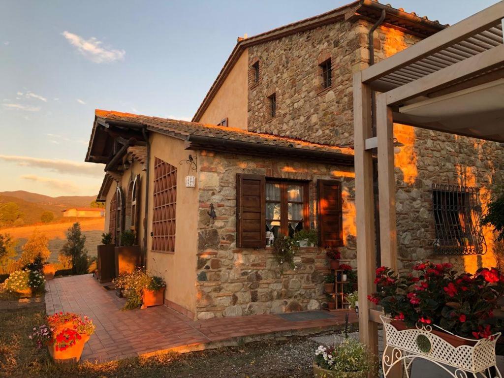 Bed&Breakfast Casale del Sole Castellina Marittima Exterior foto