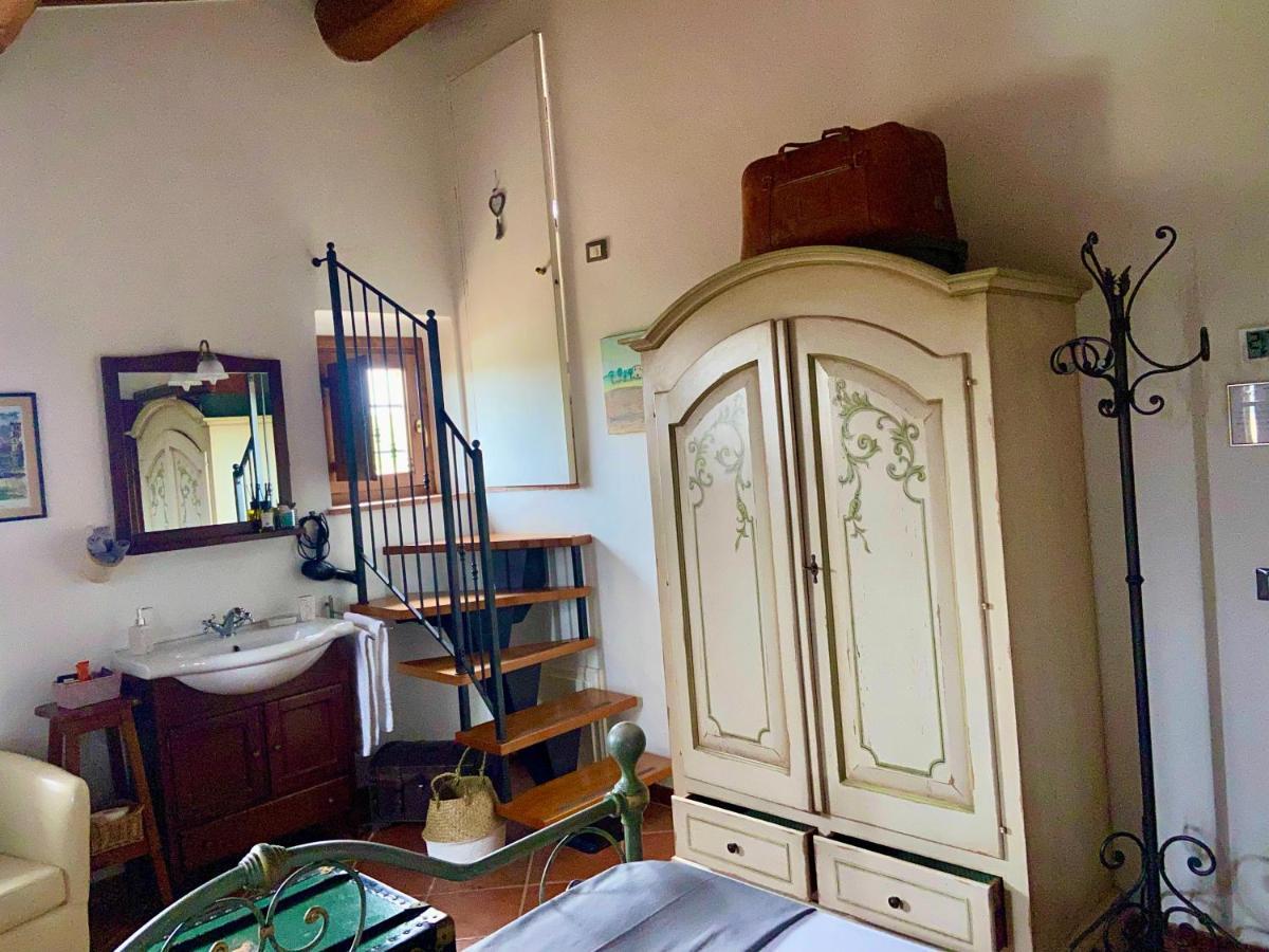 Bed&Breakfast Casale del Sole Castellina Marittima Exterior foto
