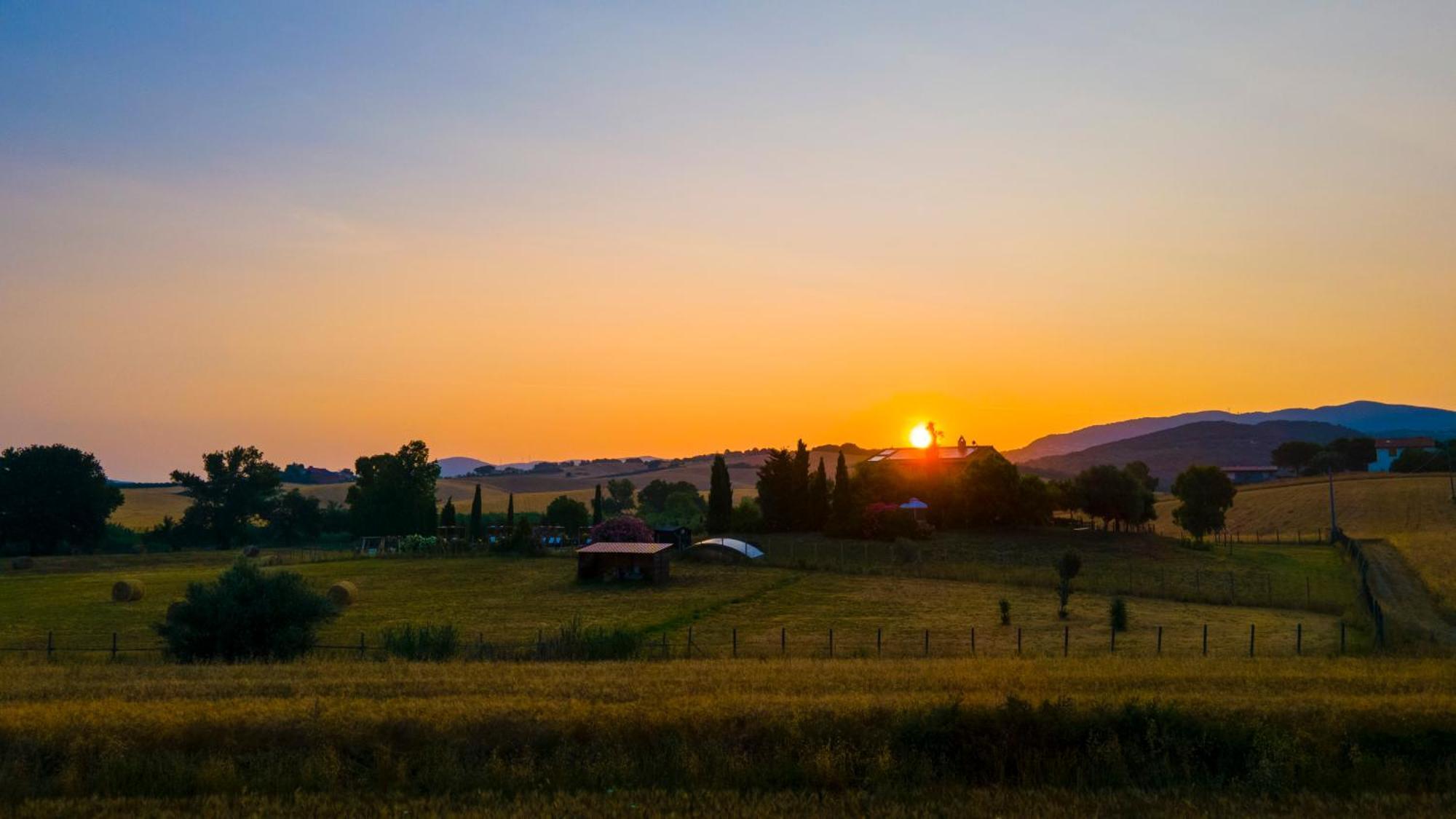 Bed&Breakfast Casale del Sole Castellina Marittima Exterior foto